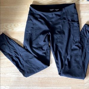 Old Navy Elevate Leggings